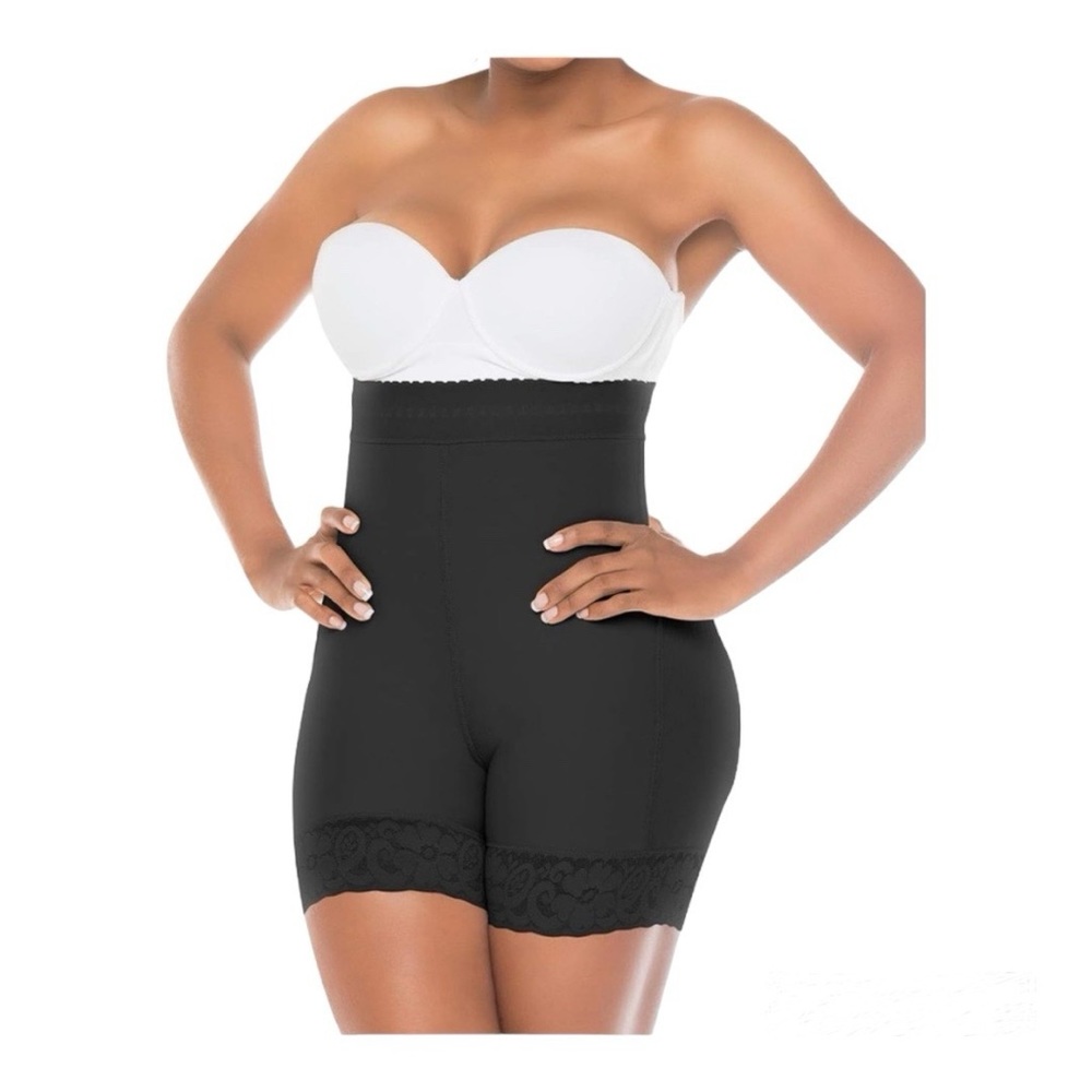Faja’s Salome Compression Shaping Shorts NWOT only tried on, Black